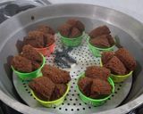 Foto langkah ke 8 dari resep Bolu kukus coklat gluten free.
