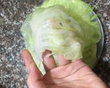 Hình bước làm 2 của món Bắp cải cuộn thịt