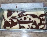 A picture of step 1 of Marble Cake.