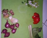 Foto langkah ke 2 dari resep Sup Kemangi Ayam Kampung.