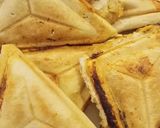 A picture of step 6 of Pizza sandwiches.