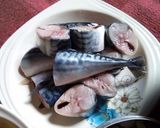 A picture of step 2 of Efo Riro.