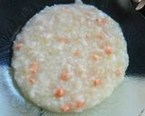 Foto langkah ke 3 dari resep Bubur Ikan Salmon.