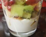 A picture of step 1 of My Fresh Fruit Parfait. 🙄.