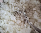 Foto del paso 1 de la receta: Bizcochitos de fugazza 🧅🧅 bocaditos de cebolla y orégano 😋