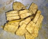 Foto langkah ke 9 dari resep Ayam Goreng Ungkep Bumbu Kuning.