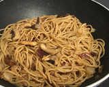 Foto del paso 4 de la receta: Espaguetis con jamón y champiñones