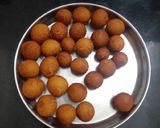 ગુલાબ જાંબુ(Gulab jamun Recipe in Gujarati) રેસીપી સ્ટેપ3ફોટો