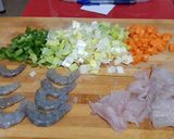Foto del paso 1 de la receta: Pargo en salsa con langostinos