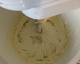A picture of step 7 of Frog cake 🐸.