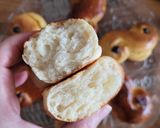 Une image de l'étape 8 de Lussekatter ou brioches au safran.