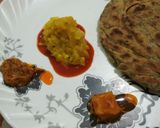 A picture of step 4 of Spinach laccha paratha.