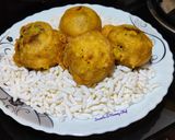 A picture of step 3 of Aloo chop.