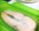 Foto del paso 2 de la receta: Tartar de berenjena y salmón con salsa de yogur