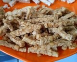Foto langkah ke 1 dari resep Balado kering tahu tempe kacang.