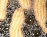 Foto del paso 7 de la receta: Churros 😋 con un toque de sabor a naranja