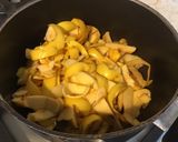 Une image de l'étape 1 de Gelée de pommes à l'orange sanguine (recette anti gaspi).