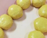 Foto langkah ke 3 dari resep Roti maryam kismis karamel.