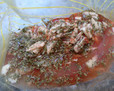 Foto del paso 1 de la receta: Pechugas de pavo adobadas al limón