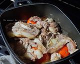Une image de l'étape 7 de Filets d'agneau rôtis sur lit d'oignon, tomate et ail 🍴.