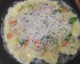 Foto langkah ke 3 dari resep Dadar Makaroni Keju.