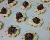 Foto langkah ke 8 dari resep Chocolate Cookies Tart.