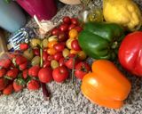 Une image de l'étape 1 de Gaspacho fraîcheur d’été 🍓🥑🧅🫑🧄🌶🍯.