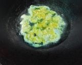 Foto langkah ke 3 dari resep Telur dadar tahu.