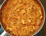 A picture of step 6 of Easy Fideuá.