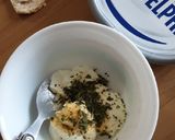 Une image de l'étape 3 de Roulés au saumon et fromage frais.