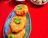 A picture of step 6 of Sabudana Vada.