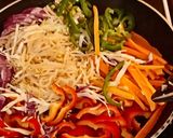 Φωτογραφία βήματος 6 της συνταγής Stir-Fry κοτόπουλο με λαχανικά και μείγμα 5-Μπαχαρικών C&G