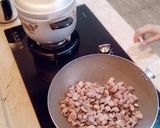 Foto langkah ke 2 dari resep Kwetiau Rebus Daging Jamur.