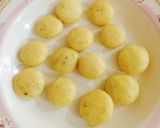 A picture of step 3 of Laziza Rass Malai 😋😋.