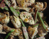 Foto del paso 2 de la receta: Arroz con pollo, conejo y setas