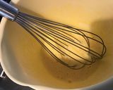 Une image de l'étape 3 de Clafoutis aux pommes et vanille à la farine de châtaigne corse.
