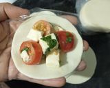 Foto del paso 3 de la receta: Empanaditas caprese 😍