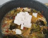 Foto langkah ke 2 dari resep Sayur Sawi Asin Tahu Ayam.