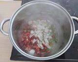Foto del paso 2 de la receta: Alubias blancas con chorizo