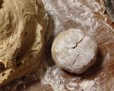 A picture of step 5 of German Sourdough Rye Bread Rolls (Roggenmischbrötchen).