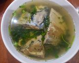 Hình bước làm 4 của món Canh cá liệt nấu ngọt với hành, ngò rí