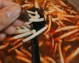 Foto langkah ke 5 dari resep Tom Yum Goong.