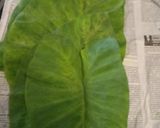 A picture of step 1 of Alu(Colocasia) ki bhaji.