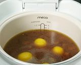 Foto langkah ke 7 dari resep Resep Nasi Telur Viral Rice Cooker.