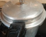 A picture of step 8 of Veg Pulao in Cooker.