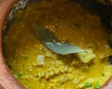 A picture of step 5 of Bandhakopi’r Ghonto Thakurbari style.