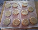 Foto del passaggio 3 della ricetta Bomboloni al profumo di limone