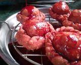 A picture of step 5 of Beetroot Chandrakala Gujiya.