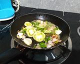 Foto langkah ke 2 dari resep Cumi Cabe Ijo.