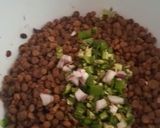 A picture of step 2 of ثابت مسور دال پراٹھا.